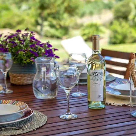 Con Piscina - - “villa Elena” 빌라 알게로