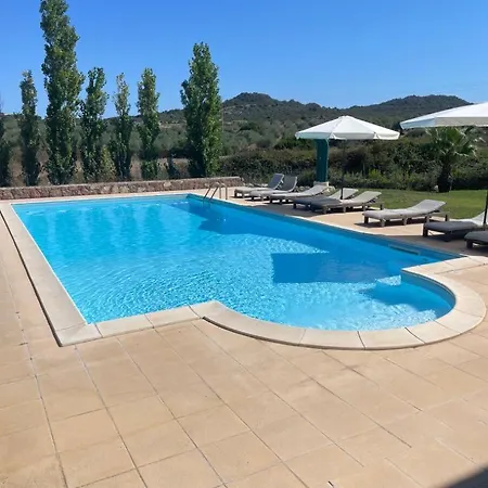 빌라 Con Piscina - - “villa Elena”