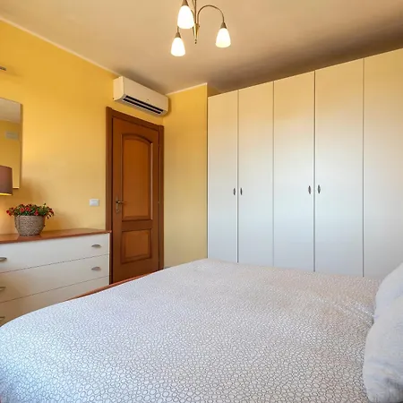 Con Piscina - - “villa Elena” 알게로