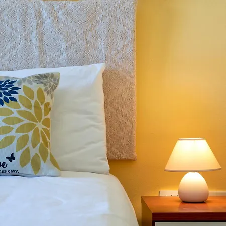 Con Piscina - - “villa Elena” Villa