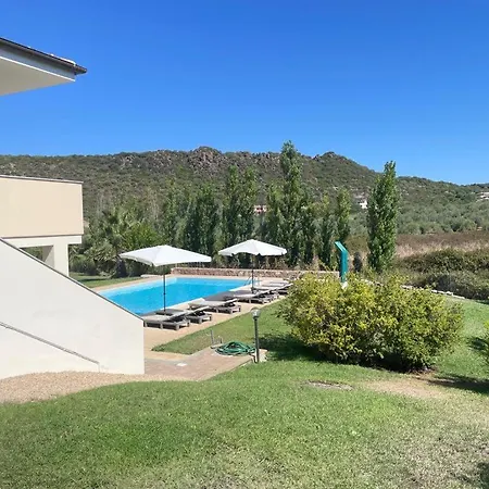 Villa Con Piscina - - “villa Elena”